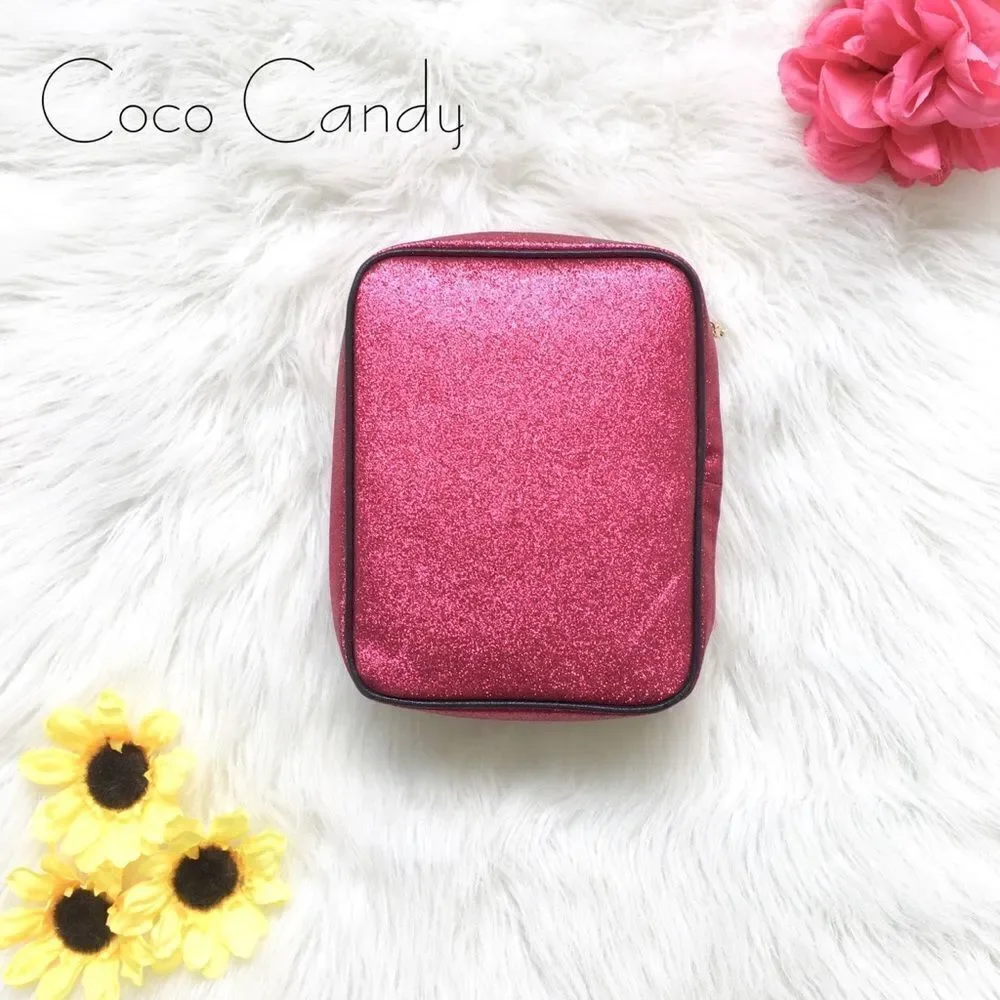 🆕Juicy Couture Logo Pink Cosmetic Case